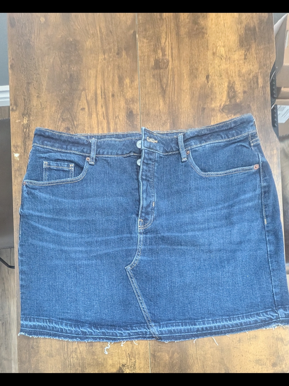 Old Navy Denim Mini Skirt in Dark Blue